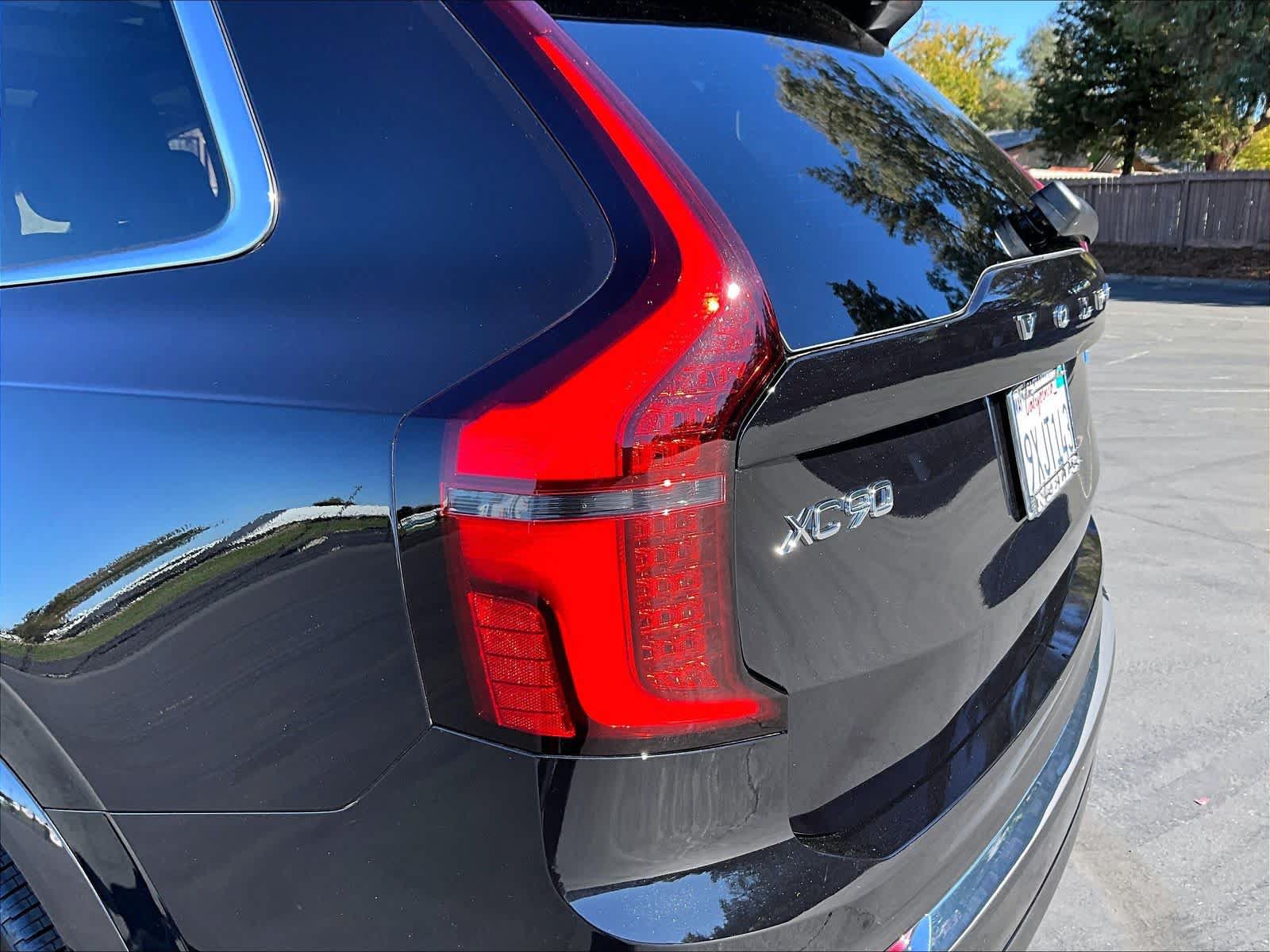 Used 2026 Volvo XC90 B5 Plus w/ Protection Package AWD/4WD image 34