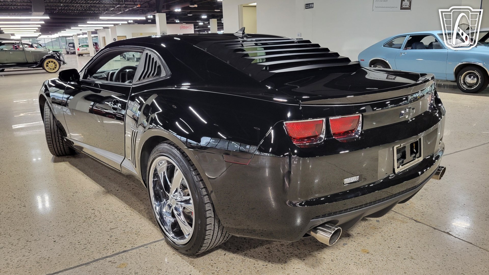 Used 2010 Chevrolet Camaro SS w/ RS Package RWD image 29