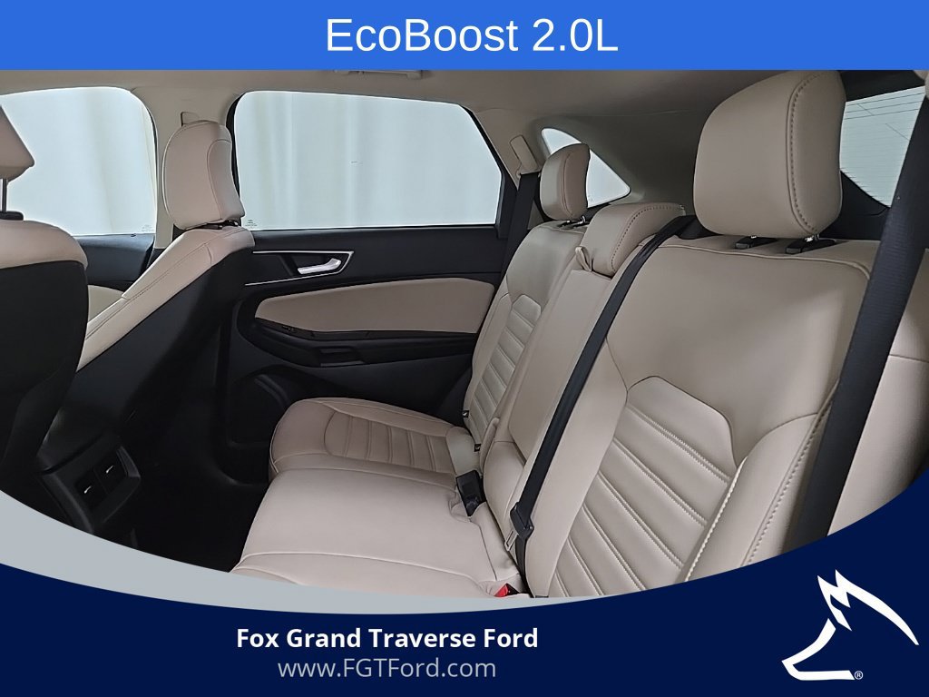 Used 2024 Ford Edge SEL AWD/4WD image 15