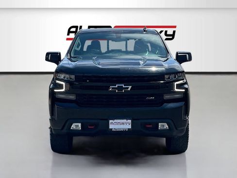 Used 2021 Chevrolet Silverado 1500 LT Trail Boss w/ Convenience Package II AWD/4WD image 2
