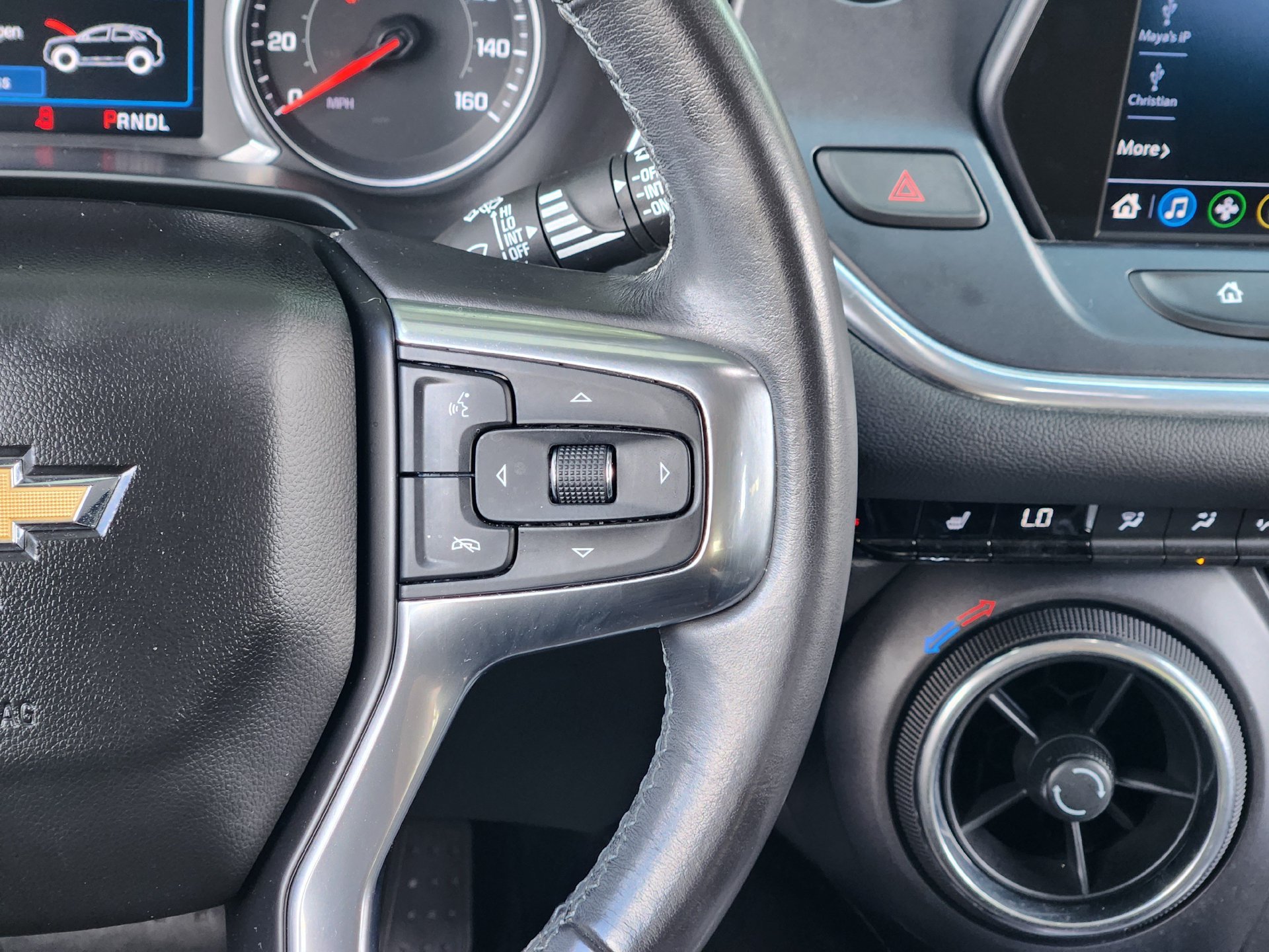 Used 2019 Chevrolet Blazer LT FWD image 28