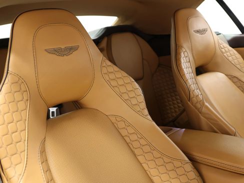 Used 2015 Aston Martin Vanquish Volante RWD image 67