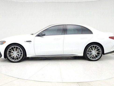 Used 2025 Mercedes-Benz E 53 AMG e 4MATIC Sedan w/ Driver Assistance Package image 8