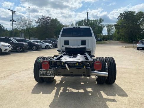 New 2026 RAM 5500 Tradesman w/ Laramie Trim Package image 7