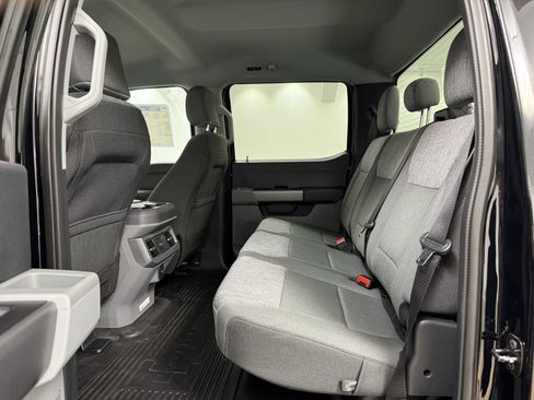 New 2025 Ford F450 XLT w/ XLT Value Package image 18