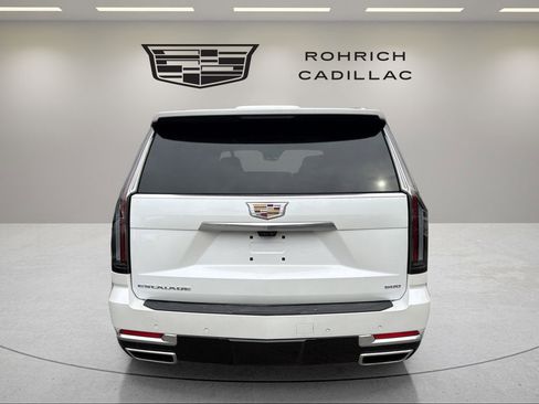 Certified 2025 Cadillac Escalade ESV Premium Luxury Platinum w/ LPO, Floor Liner Package image 6