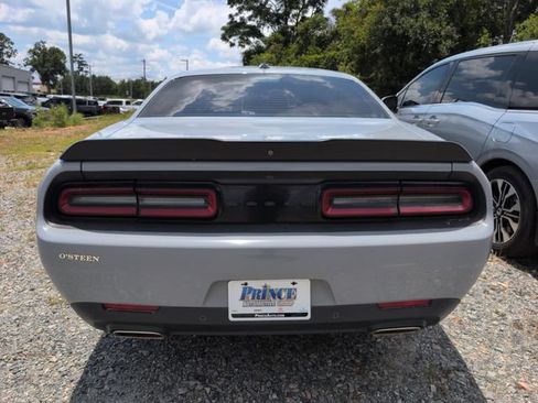 Used 2022 Dodge Challenger GT w/ Blacktop Package RWD image 4