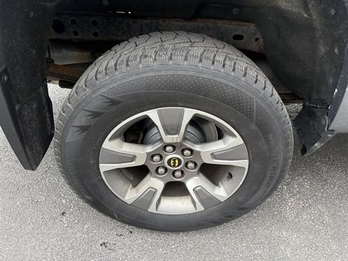 Used 2018 Chevrolet Colorado Z71 AWD/4WD image 23