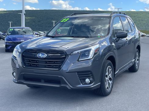 Certified 2023 Subaru Forester Premium AWD/4WD image 8