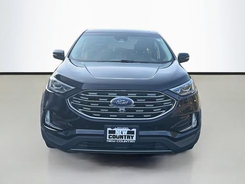 Used 2020 Ford Edge Titanium w/ Equipment Group 301A AWD/4WD image 2