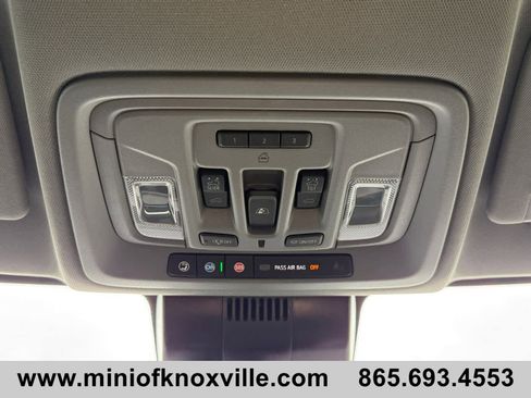 Used 2024 GMC Sierra 1500 Denali AWD/4WD image 34