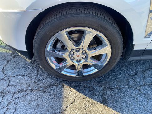 Used 2010 Cadillac SRX Premium image 5