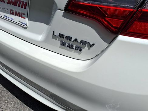 Used 2017 Subaru Legacy 3.6R Limited AWD/4WD image 14