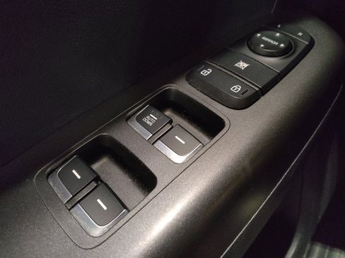 Used 2022 Kia Sportage LX image 27