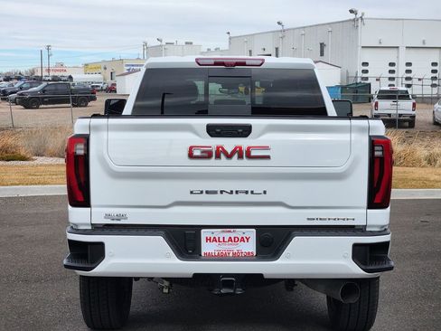 Certified 2024 GMC Sierra 2500 Denali w/ Denali Reserve Package image 4