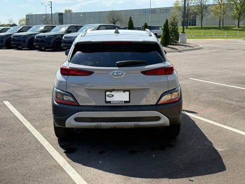 Used 2022 Hyundai Kona SEL image 8