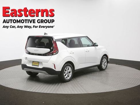 Used 2024 Kia Soul LX w/ Option Group 015 FWD image 38