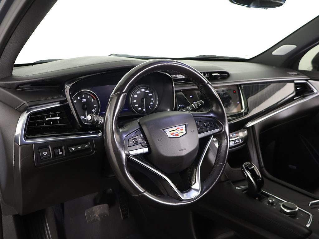 Used 2021 Cadillac XT6 Premium Luxury FWD image 28