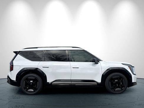 New 2026 Kia EV9 GT-Line AWD/4WD image 3