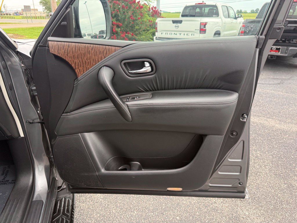 Used 2019 Nissan Armada Platinum w/ Captain's Chairs Package RWD image 20