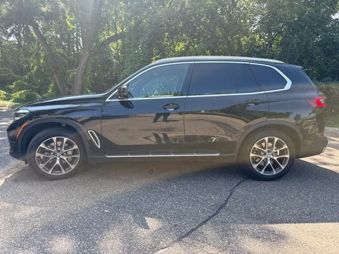 Used 2023 BMW X5 xDrive40i AWD/4WD image 2