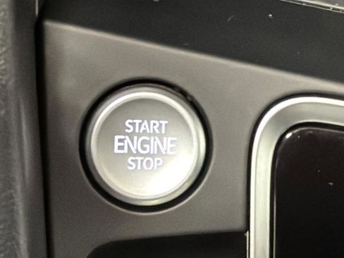 Used 2020 Volkswagen Jetta S image 29