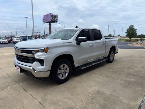 Used 2023 Chevrolet Silverado 1500 LT w/ Protection Package AWD/4WD image 5