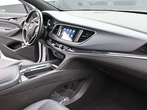 Used 2023 Buick Enclave Essence FWD image 34