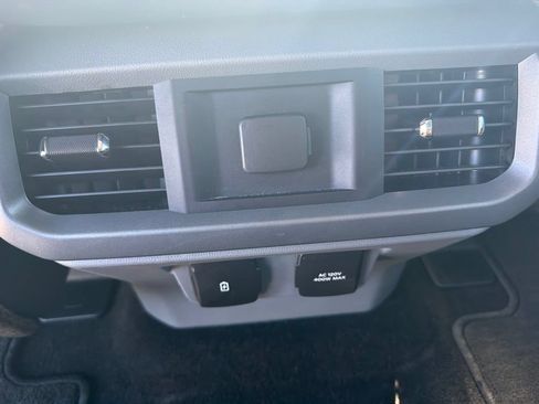 Used 2021 Ford F150 XLT w/ Equipment Group 302A High RWD image 13