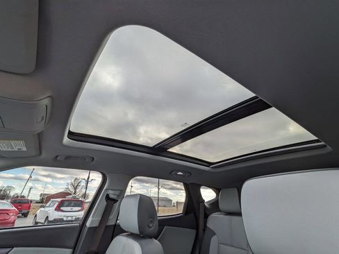 Used 2021 Chevrolet Blazer LT w/ Sound & Technology Package image 21