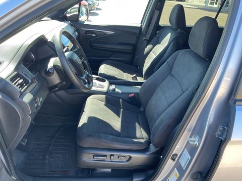 Certified 2022 Honda Pilot Sport image 9