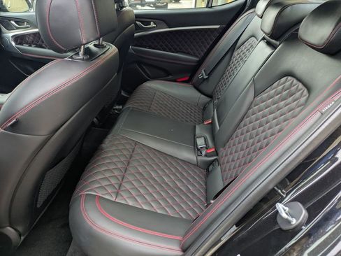 Used 2025 Genesis G70 3.3T Advanced w/ Sport Prestige Package image 22