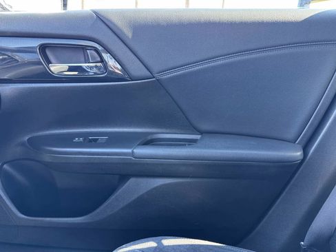 Used 2014 Honda Accord Sport image 22