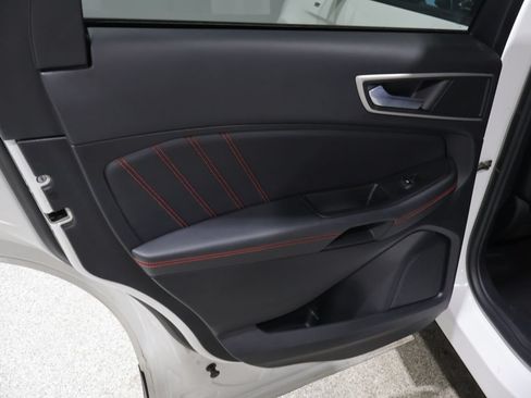 Used 2024 Ford Edge ST-Line AWD/4WD image 18