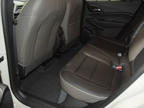 New 2026 Chevrolet Trax ACTIV w/ Sunroof Package image 35