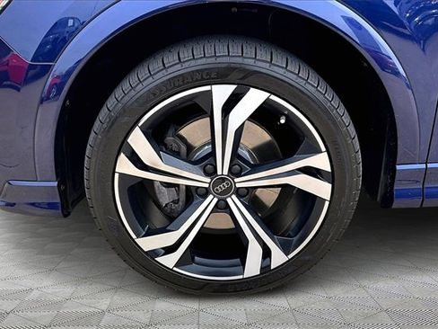 Used 2024 Audi Q3 2.0T Premium Plus w/ Premium Plus Package image 8