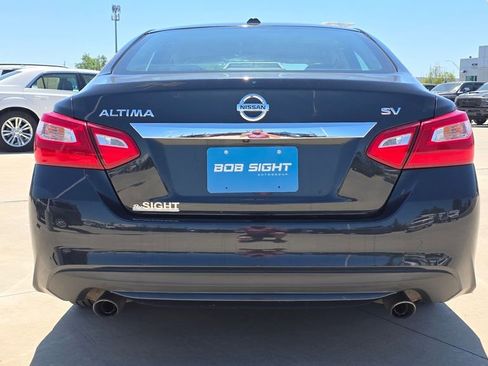 Used 2017 Nissan Altima 2.5 SV FWD image 4