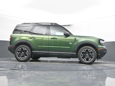 Used 2025 Ford Bronco Sport Outer Banks w/ Outer Banks Tech Package+ AWD/4WD image 49