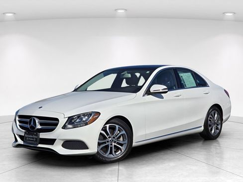 Used 2018 Mercedes-Benz C 300 Sedan image 2