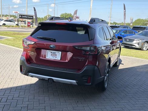 Certified 2022 Subaru Outback Limited XT AWD/4WD image 7