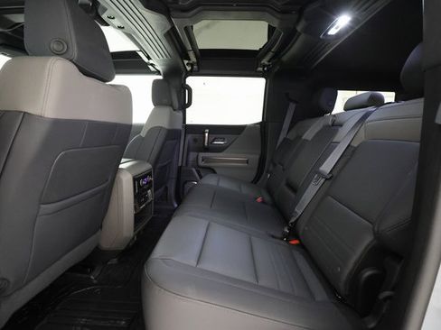Used 2024 GMC Hummer EV 3X w/ Extreme Off-Road Package image 21