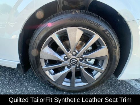 Certified 2026 Nissan Sentra SL w/ Floor Mat Package FWD image 35