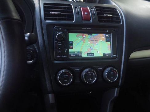 Used 2014 Subaru Forester 2.5i Touring AWD/4WD image 9