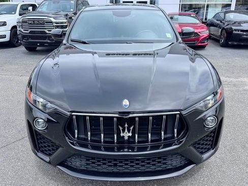 Used 2021 Maserati Levante AWD/4WD image 2