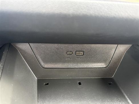 Used 2025 Chevrolet Equinox LT w/ Convenience Package II AWD/4WD image 20