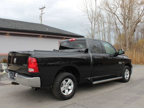 Used 2016 RAM 1500 ST w/ SXT Appearance Group image 4