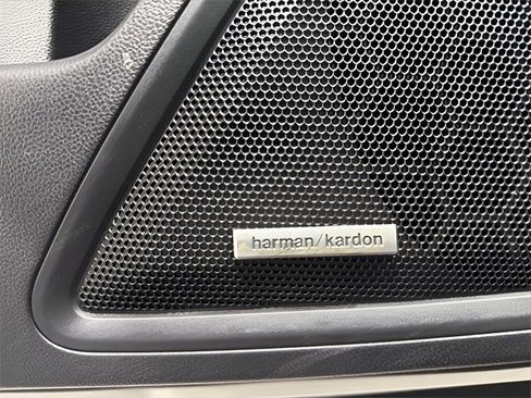 Used 2023 Subaru Outback Limited image 10