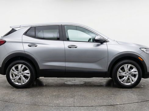 Used 2025 Buick Encore GX Preferred FWD image 11