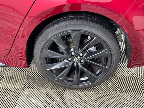 Used 2023 Toyota Corolla SE w/ SE Premium Package image 19