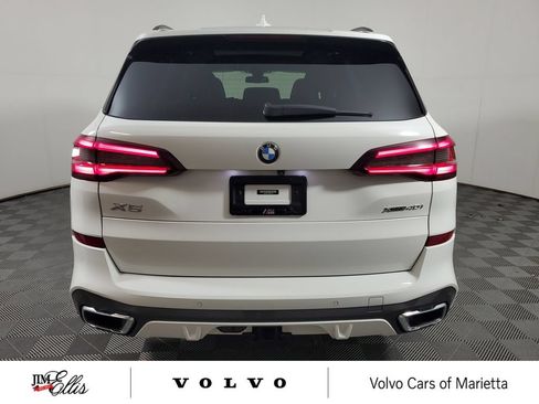 Used 2021 BMW X5 xDrive40i w/ M Sport Package AWD/4WD image 11